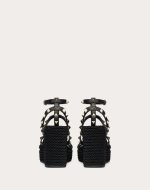 ROCKSTUD ANKLE STRAP WEDGE SANDAL IN CALFSKIN LEATHER 95 MM - Image 5